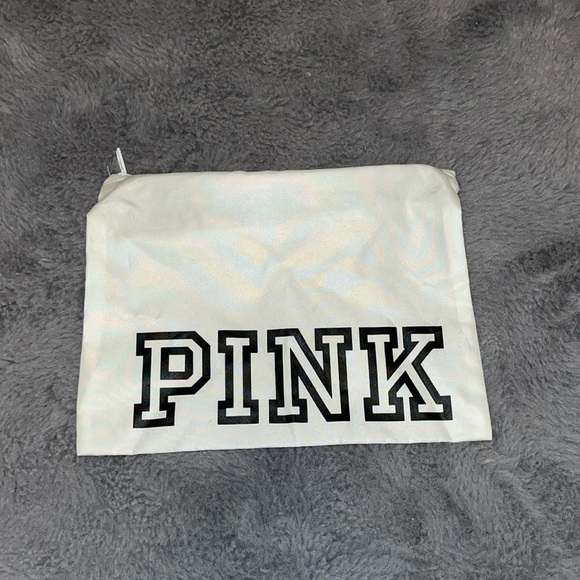 PINK Victoria's Secret Other - VS PINK zipper pouch